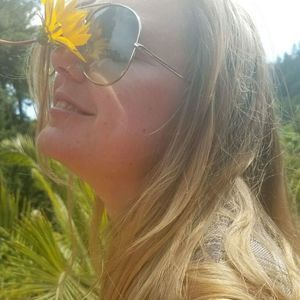 Meet your Posher, Mikaela